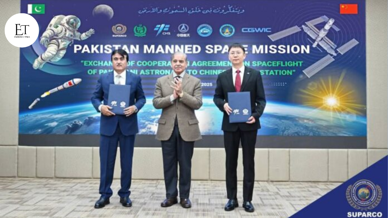 Pakistan PM Announced Pakistan's First Space Mission Soon